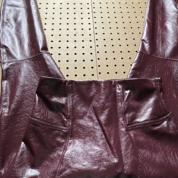 NWOT Spanx Leggings Womens Large Burgundy Red Faux Patent Leather 20301R Ruby - Picture 2 of 9